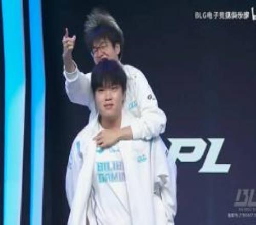 卡迪夫城挑,战赫尔城英,冠焦点,星空体育官网,StarSky,SPORTS,星空体育中国官网,StarSky体育平台,星空体育服务